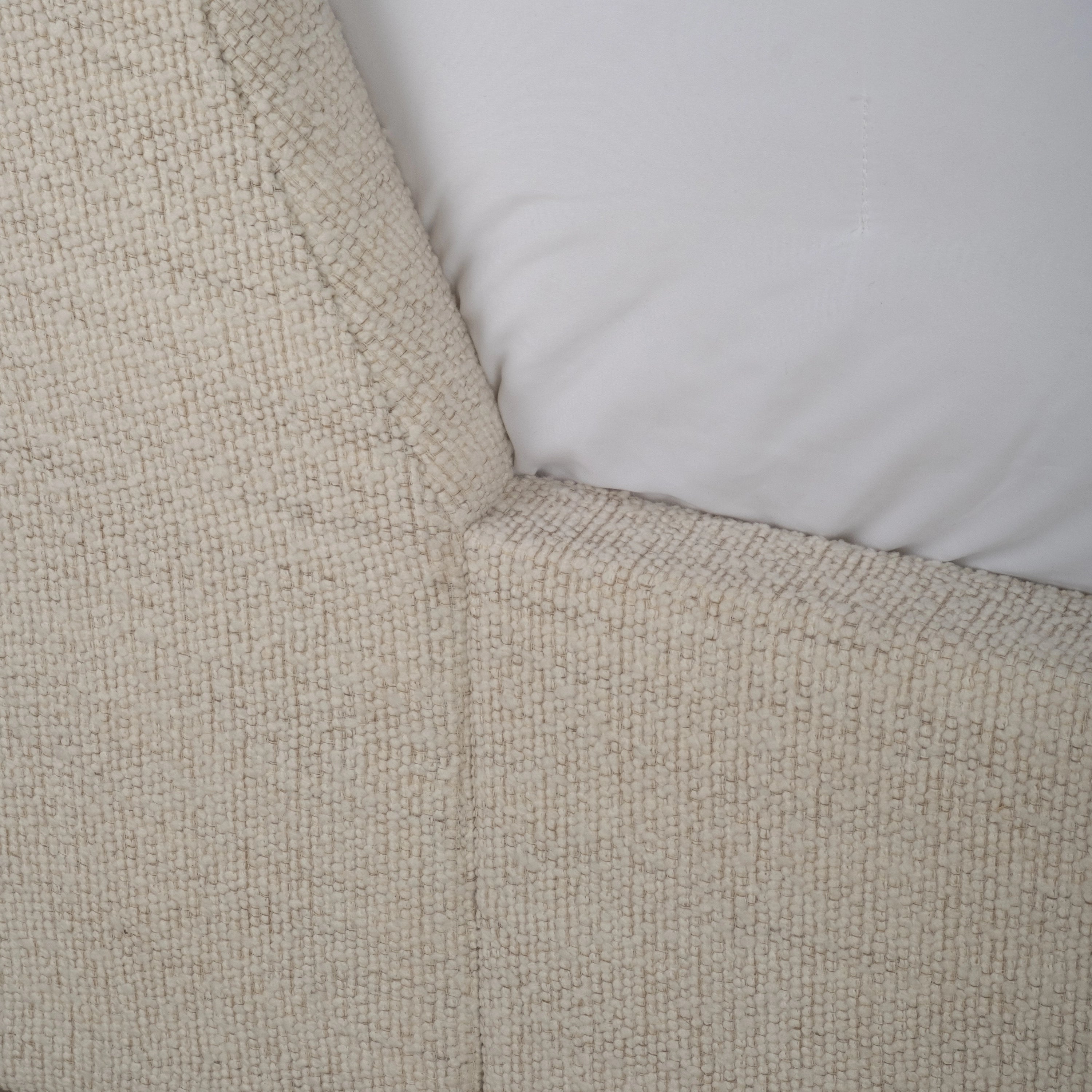 Winona Bed