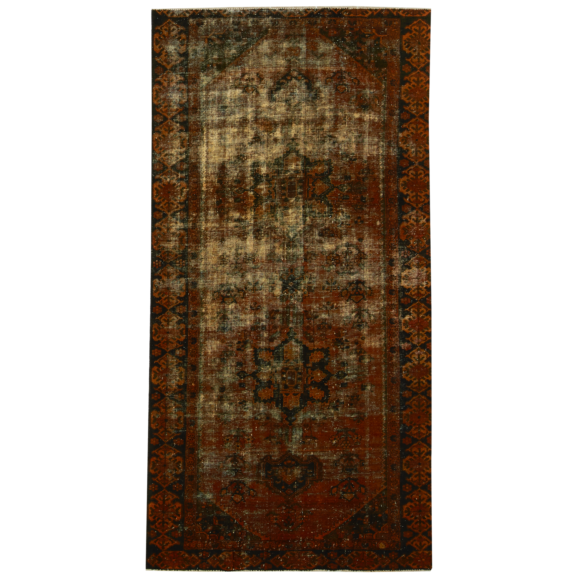 For generations, Elte has worked with expert local rug pickers throughout Morocco, Iran, Turkey and Europe to source vintage and antique rugs.