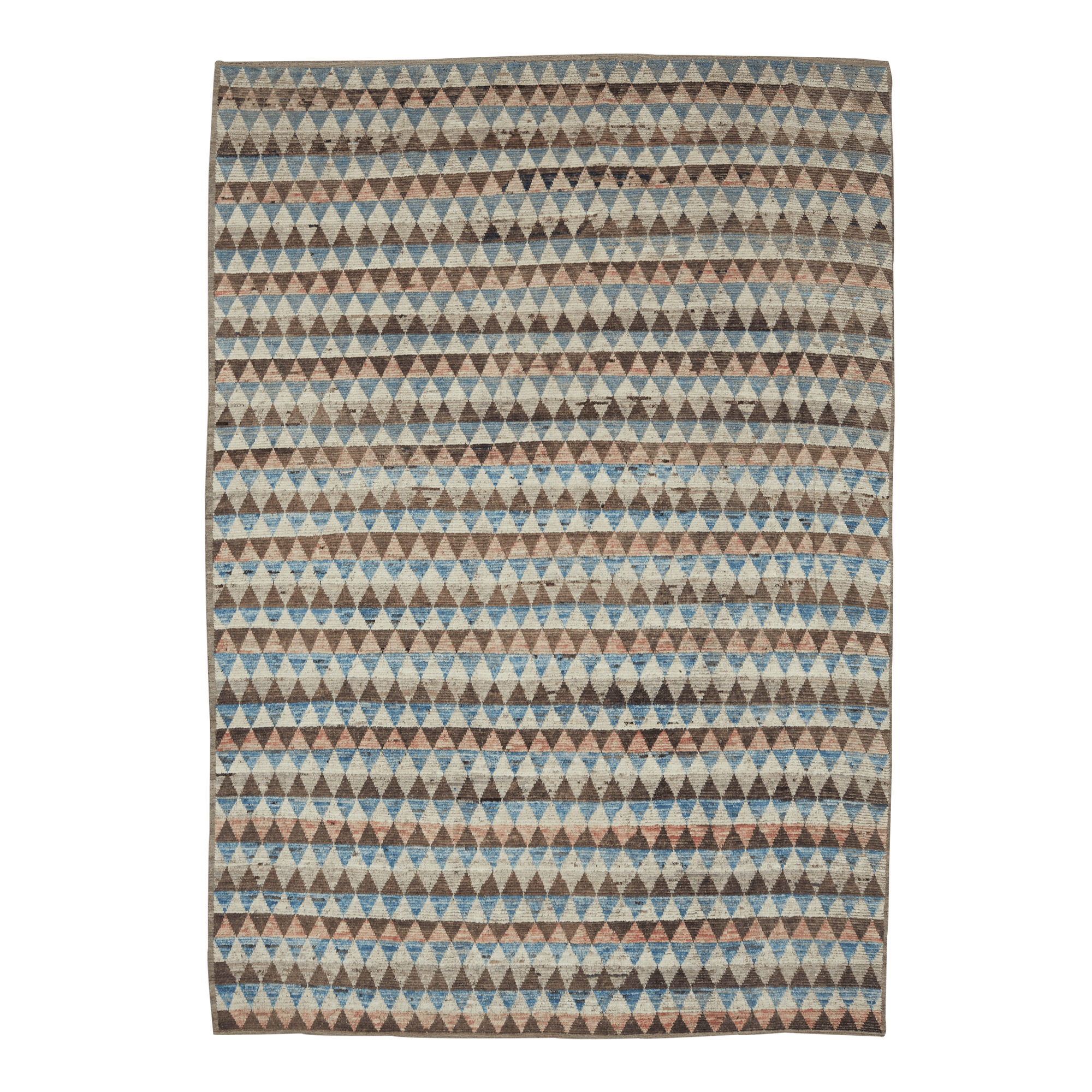 Revered for its lustre and soft hand, the natural qualities of wool from ancient Karakul sheep are honoured through restraint and refinement.