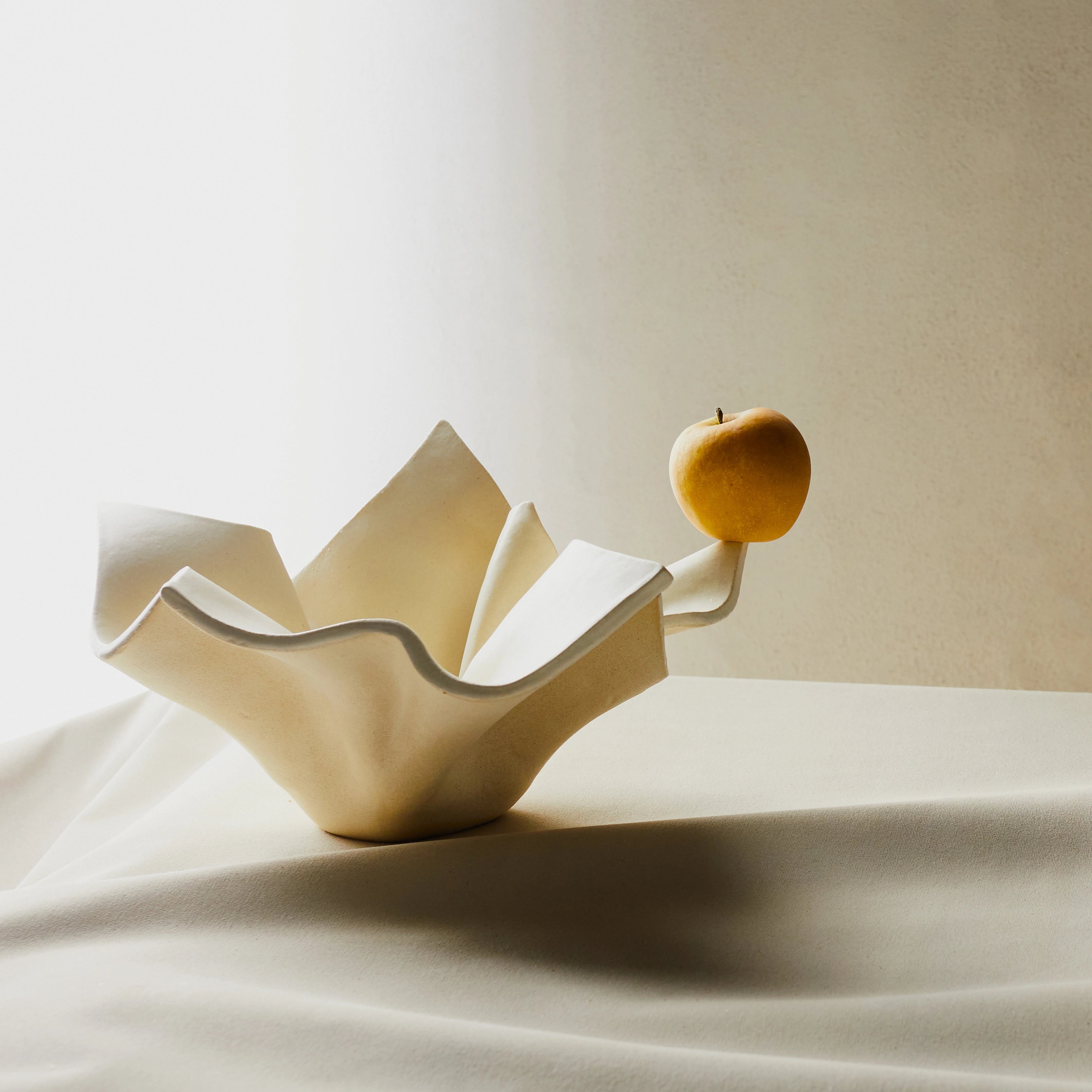 Captivate every guest by adding this show stopper as a centerpiece to any room.