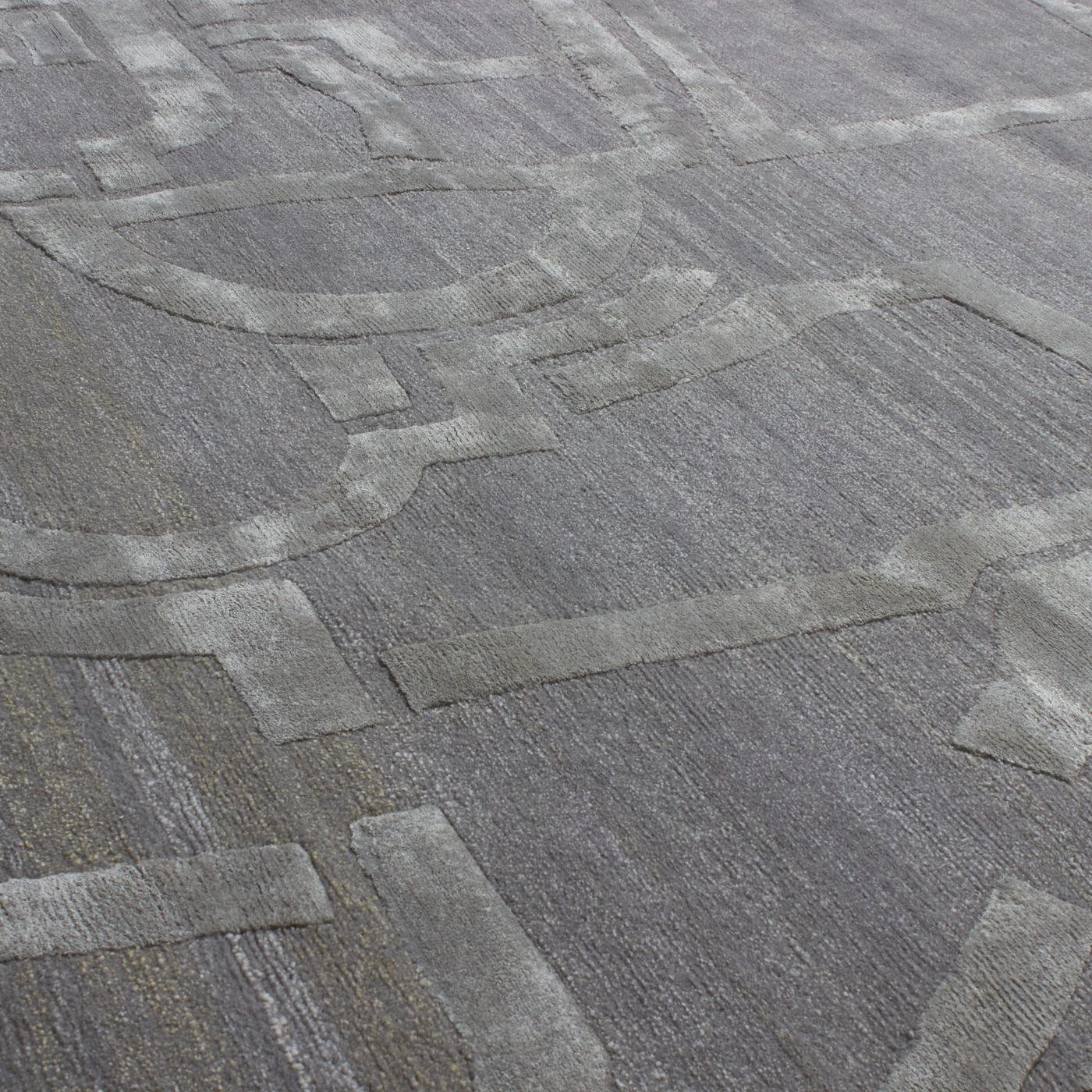Inspired by works of Spanish Modernist sculpture, the Spanish Sculpture Collection explores geometric and abstract forms within the constructs of a rug.