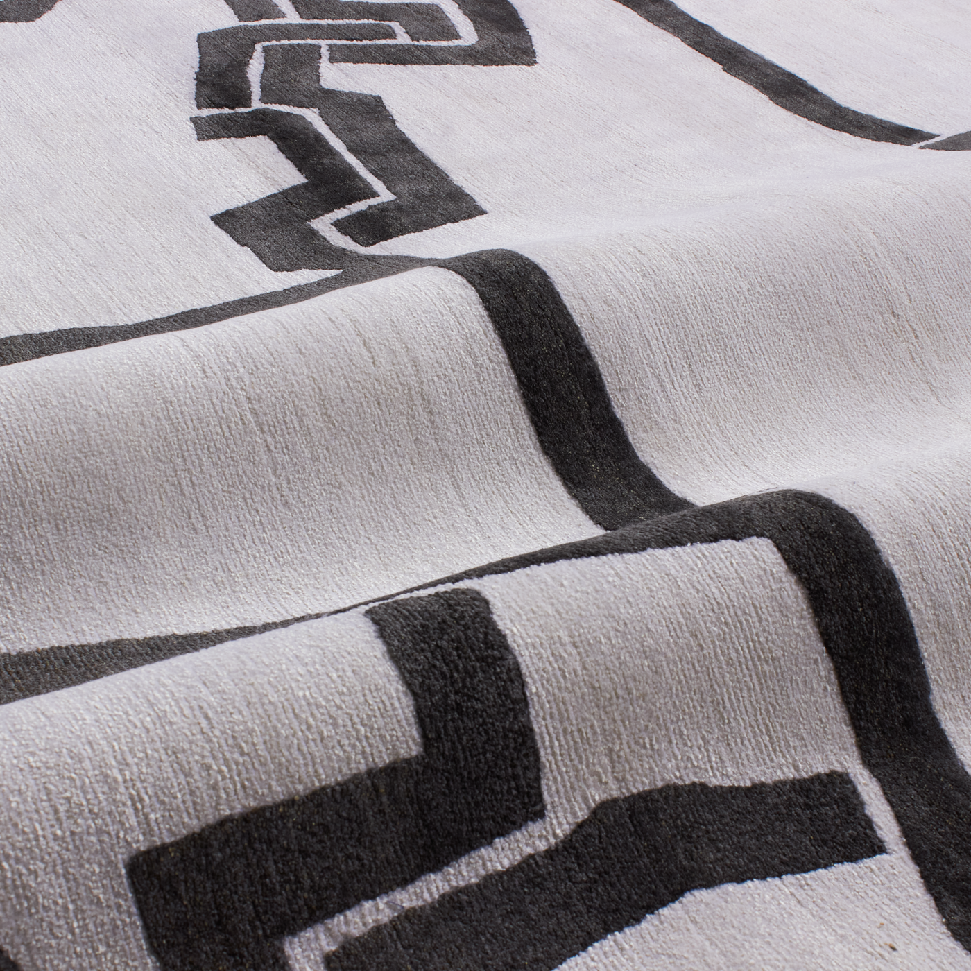 La Luz Ivory/Black