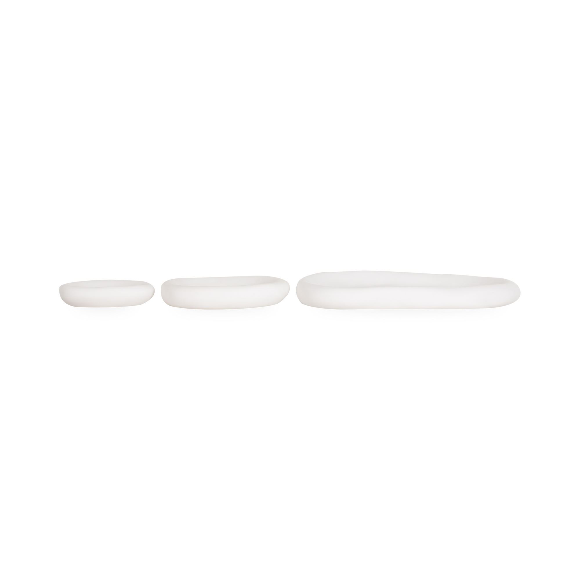 With its organic round shape, the Amoeba Bowl is an elegant way to bring in a more soft contemporary touch to your space.