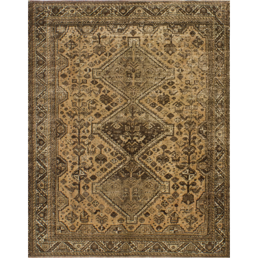 For generations, Elte has worked with expert local rug pickers throughout Morocco, Iran, Turkey and Europe to source vintage and antique rugs.