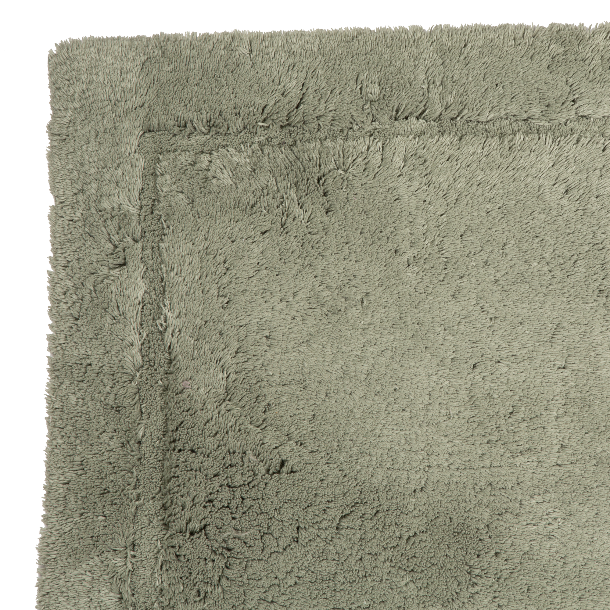 Made from 100% Egyptian combed cotton, the Must Bath Mat provides a soft and sumptuous layer underfoot.