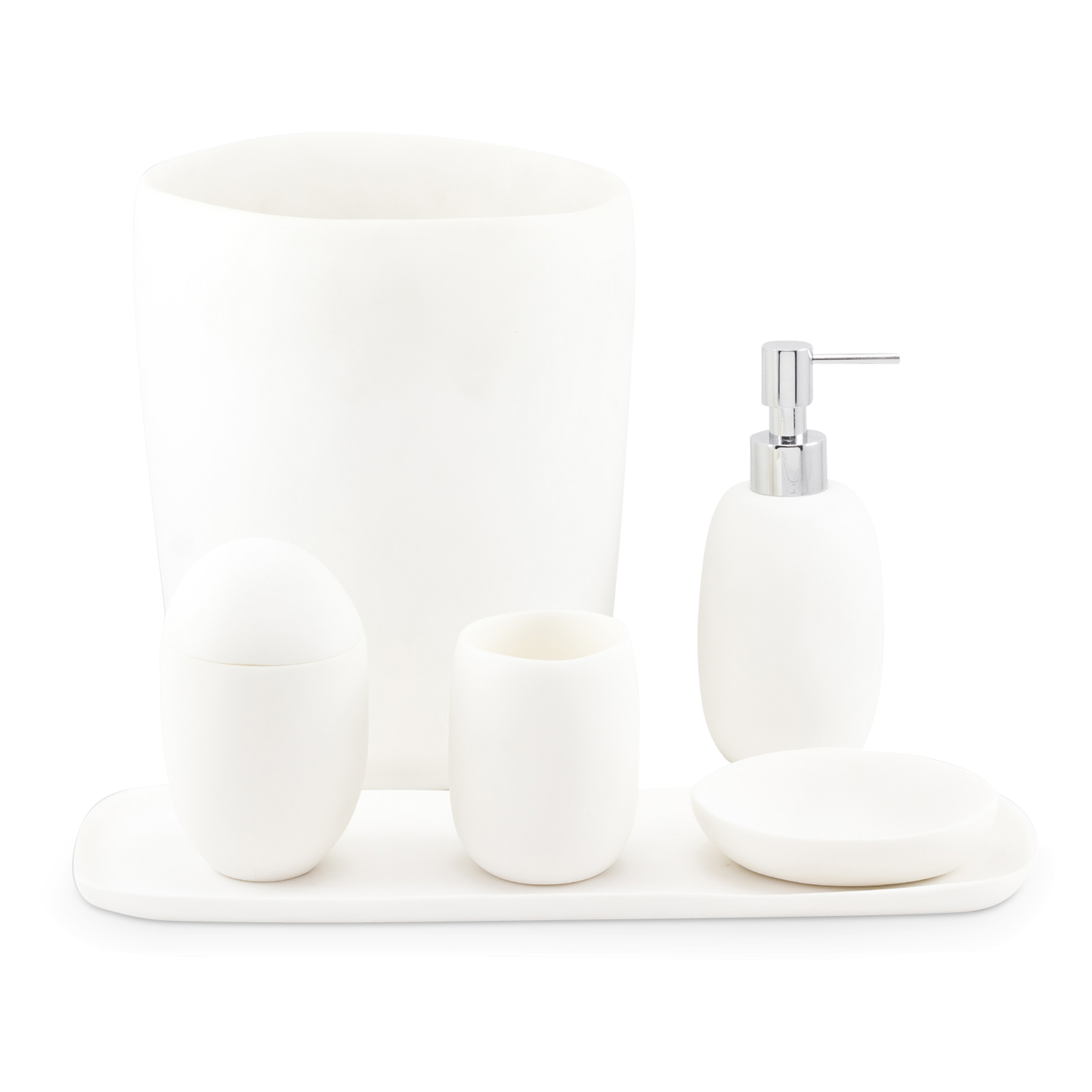 The Resin collection is a modern set of home accessories made of resin.