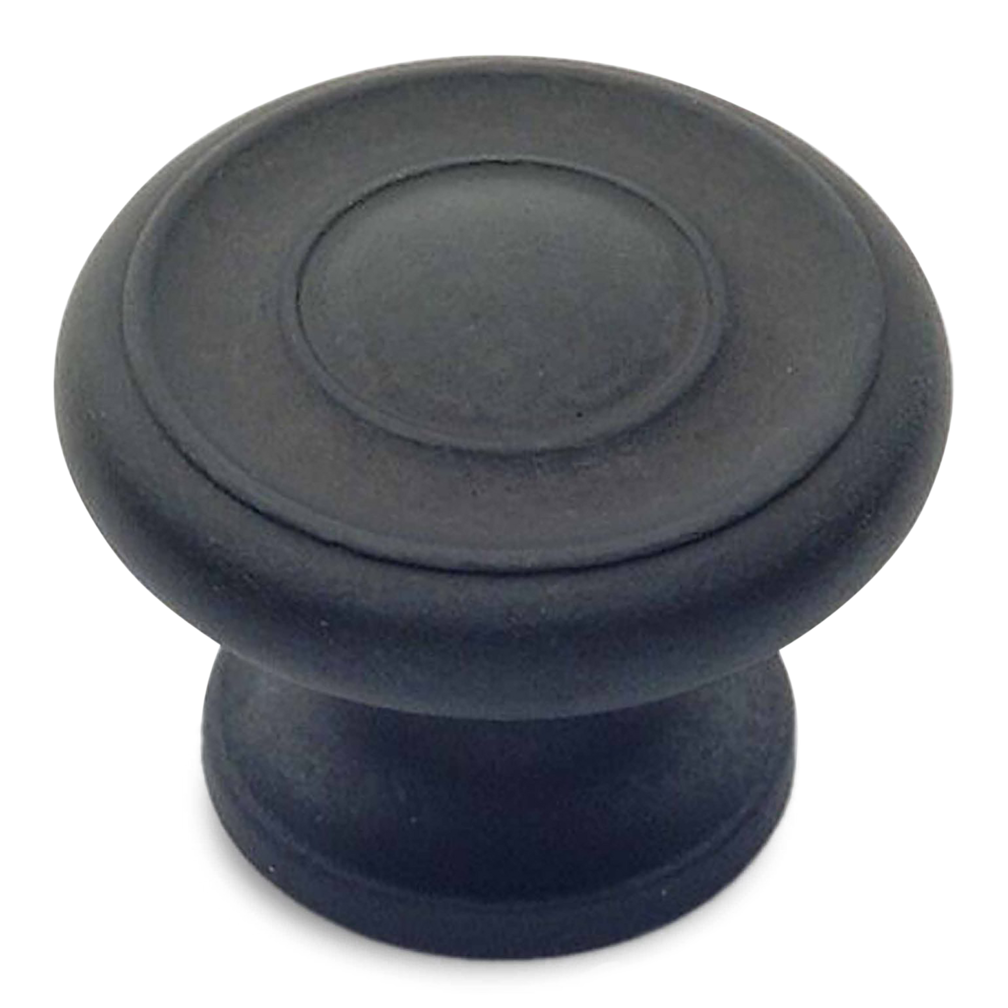 This antique inspired knob features classic brass detailing.