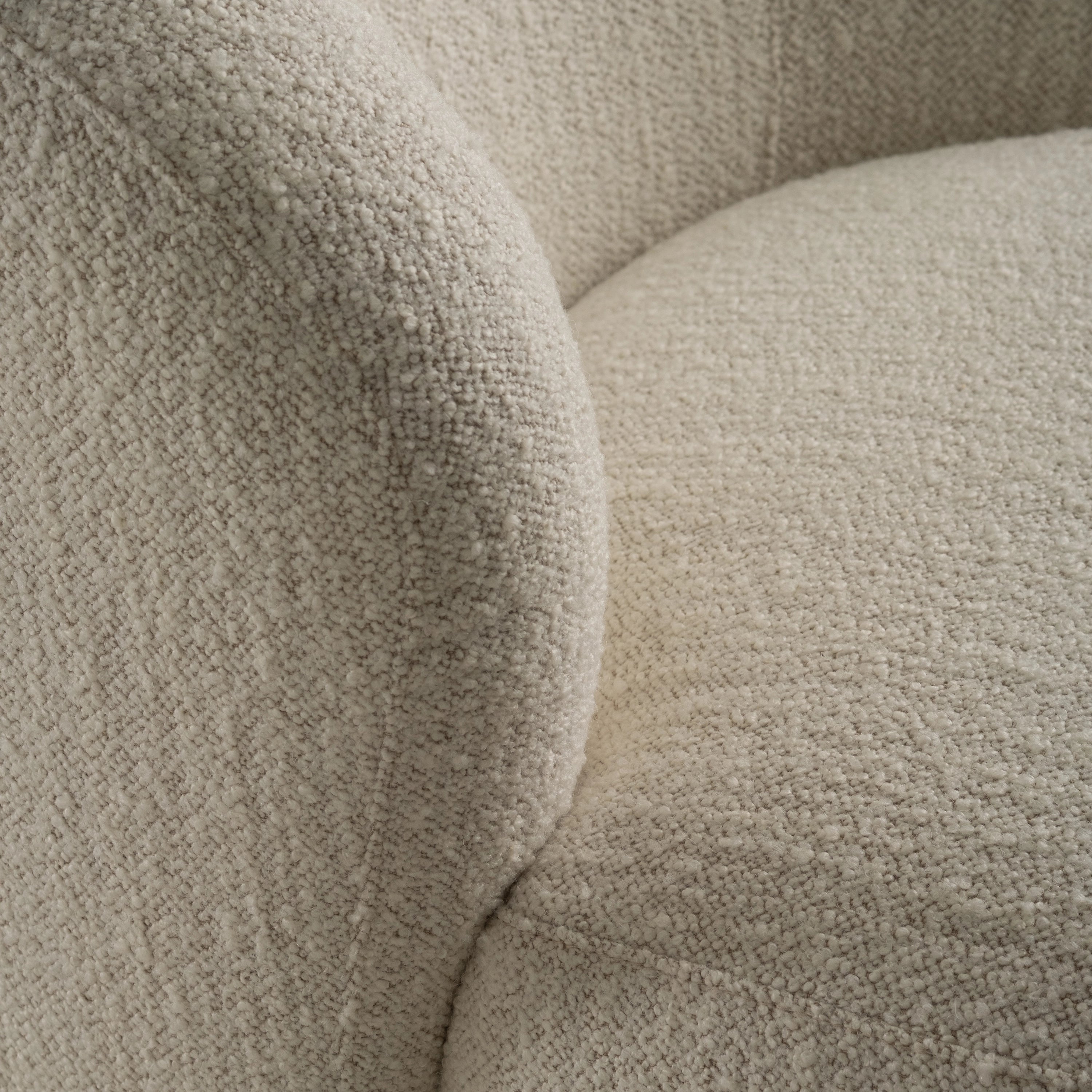 Teddy Lounge Chair