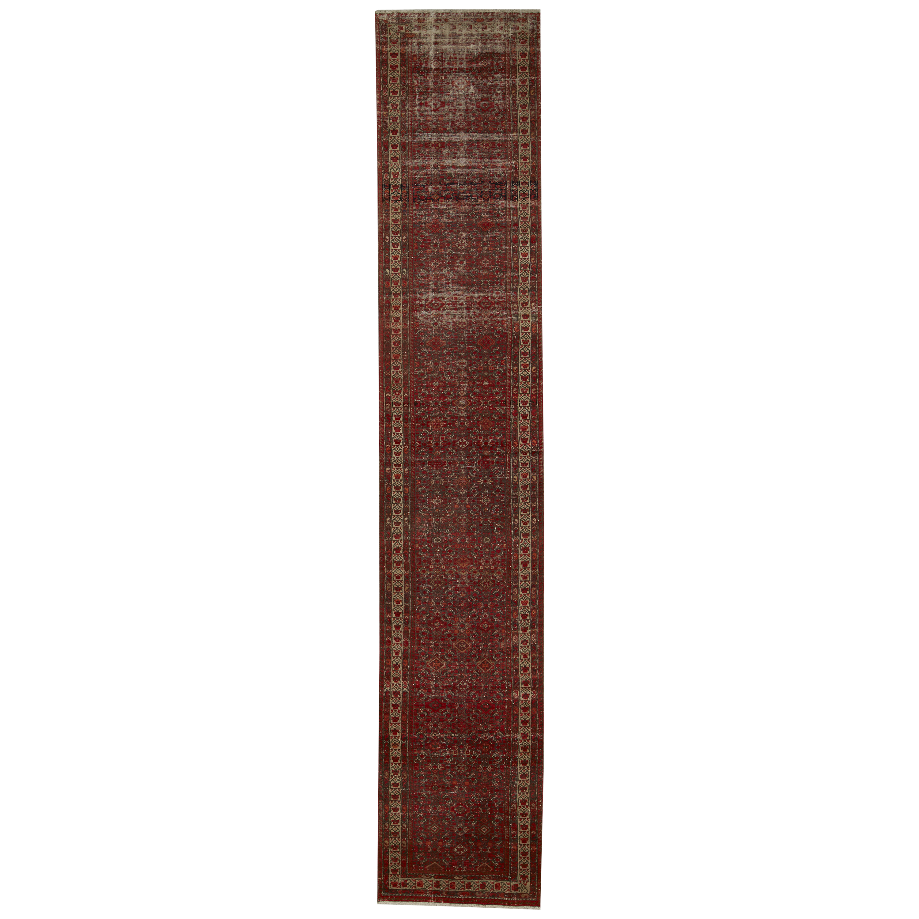 For generations, Elte has worked with expert local rug pickers throughout Morocco, Iran, Turkey and Europe to source vintage and antique rugs.