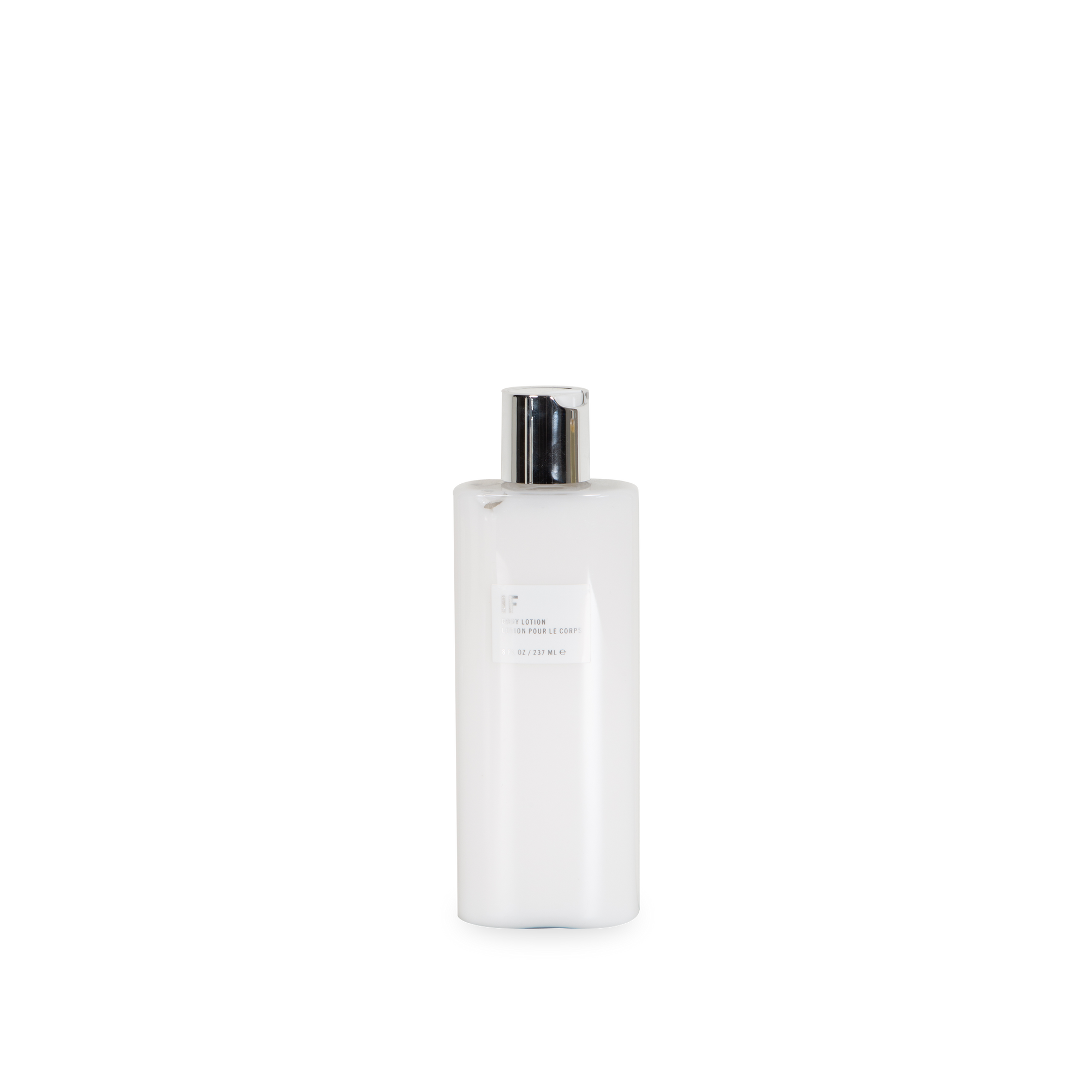 A modern light formula containing Aloe Vera, Shea Butter, Apricot Kernel, Matricaria flower and Vitamins A, C and E will leave skin feeling velvety smooth, soothed and nourished.
