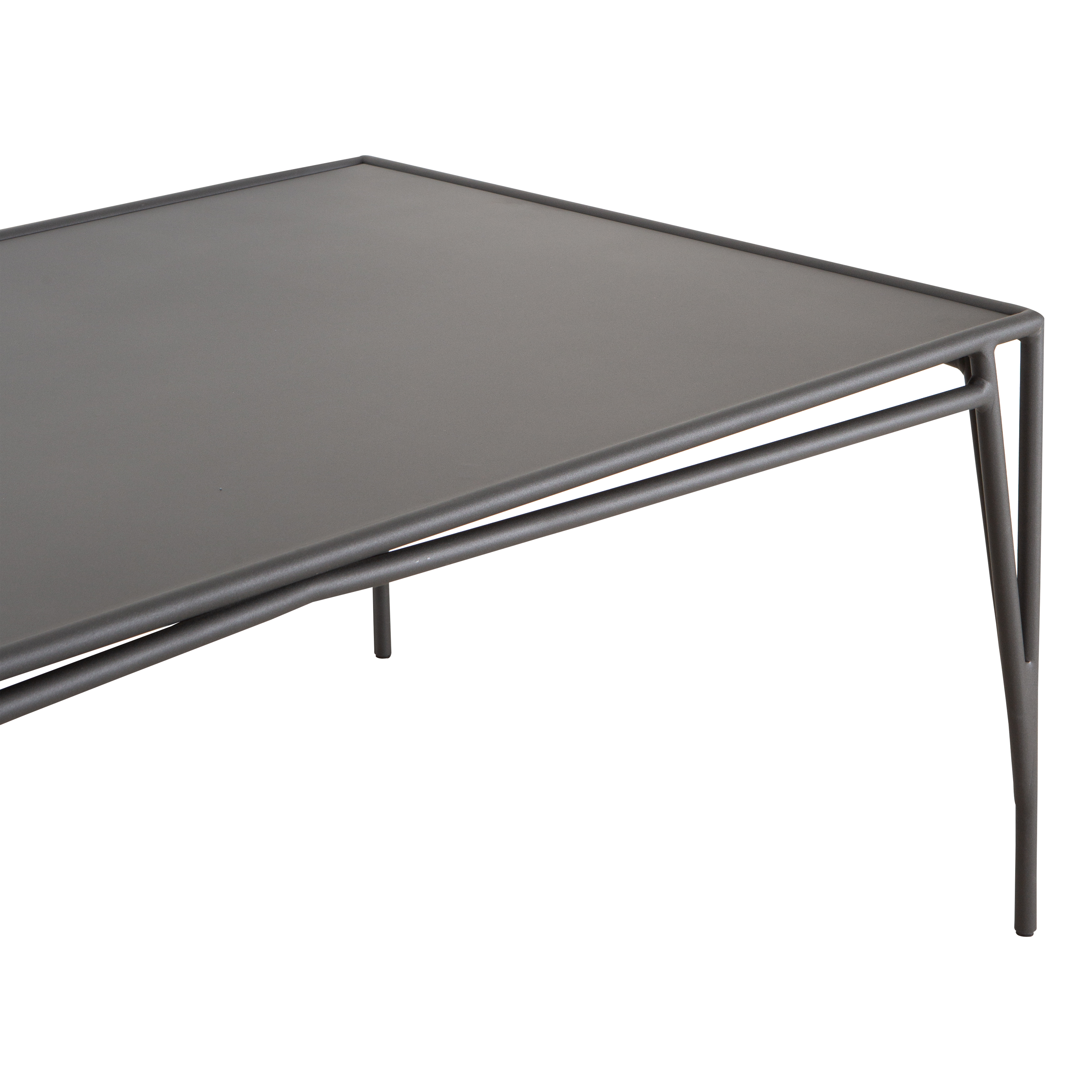 The Stretch Dining Table by Richard Frinier reveals a modern take on vintage Brown Jordan by creating a soft-modern frame design evoking a clear sense of balance and design integri