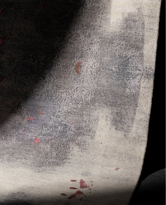 Featured: The Rococo Amethyst Grey/Pink