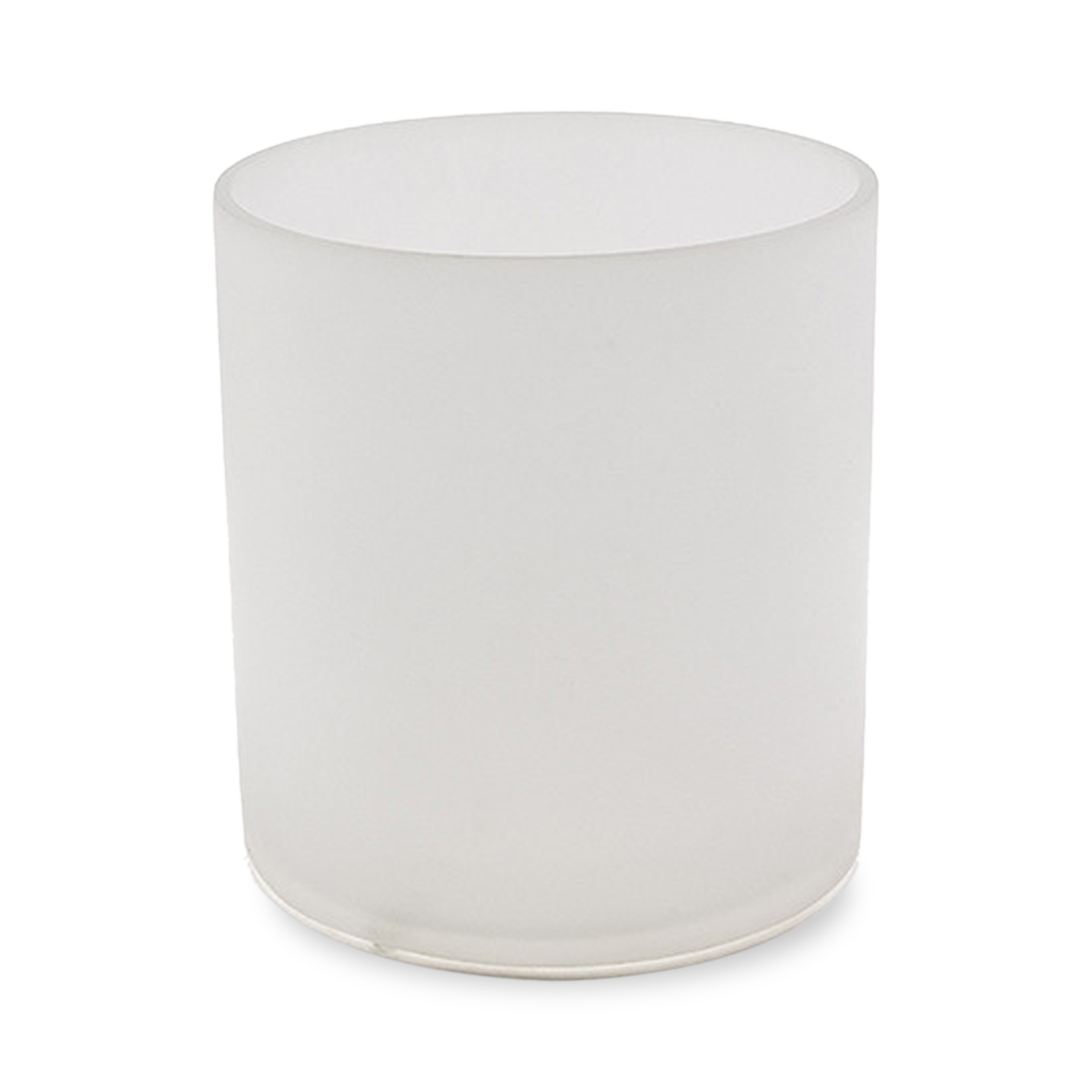 Using a minimalistic silhouette and pleasant round curves, the Malta Collection features a smooth to the touch, scratch–resistant coating for enhanced durability.