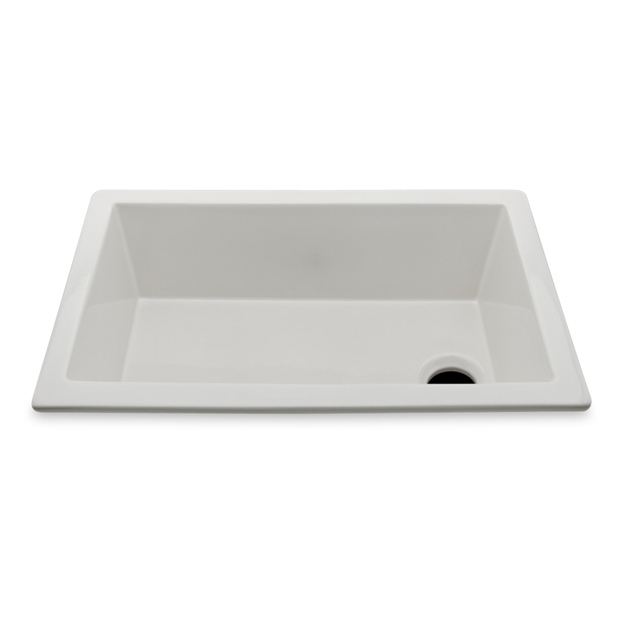 At home in a restored farmhouse or modern beach cottage, this traditional sink is updated to be practical and utilitarian.