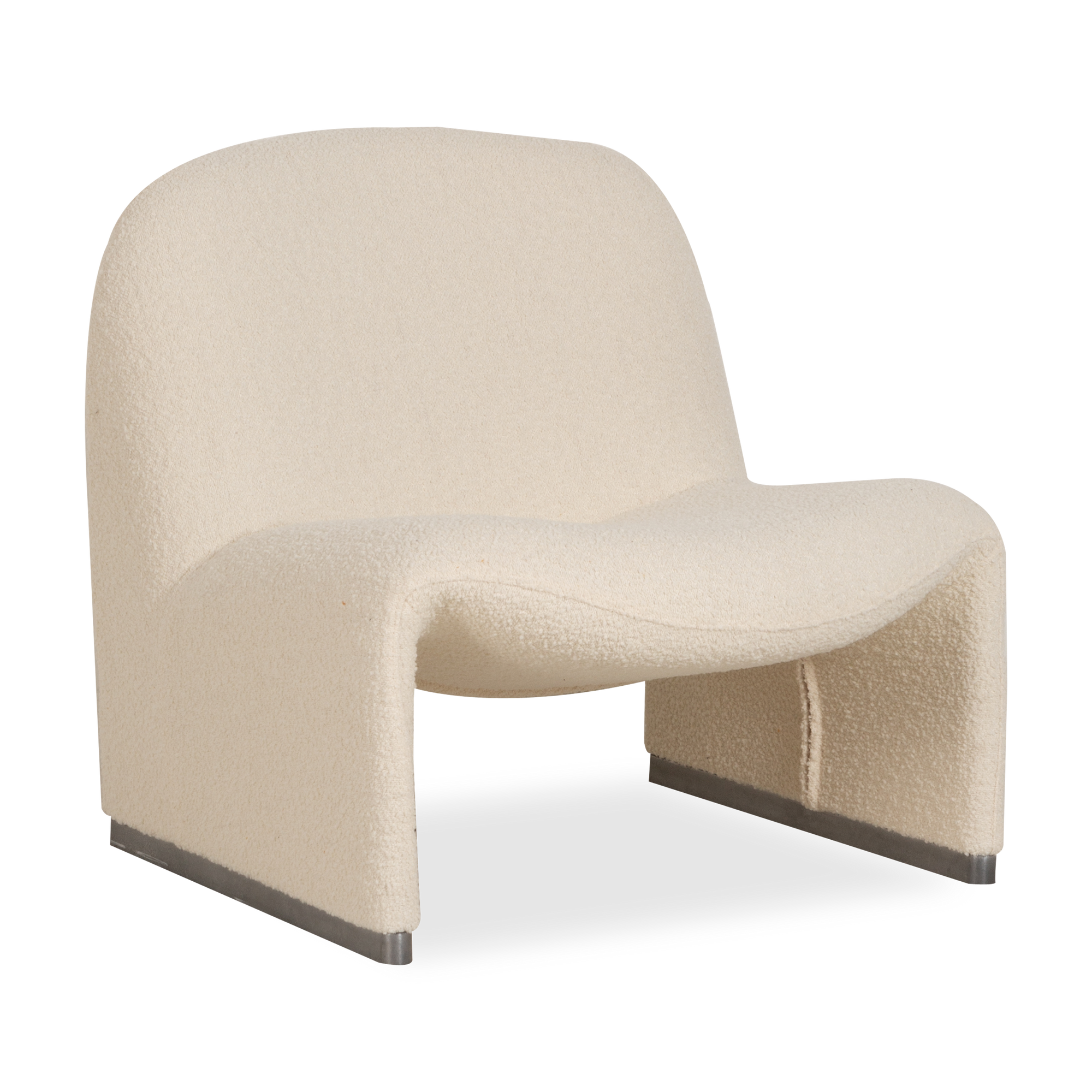 An icon of the mid-century modern style, this vintage Alky Chair was designed by Giancarlo Piretti and produced by Artifort, circa 1960s.