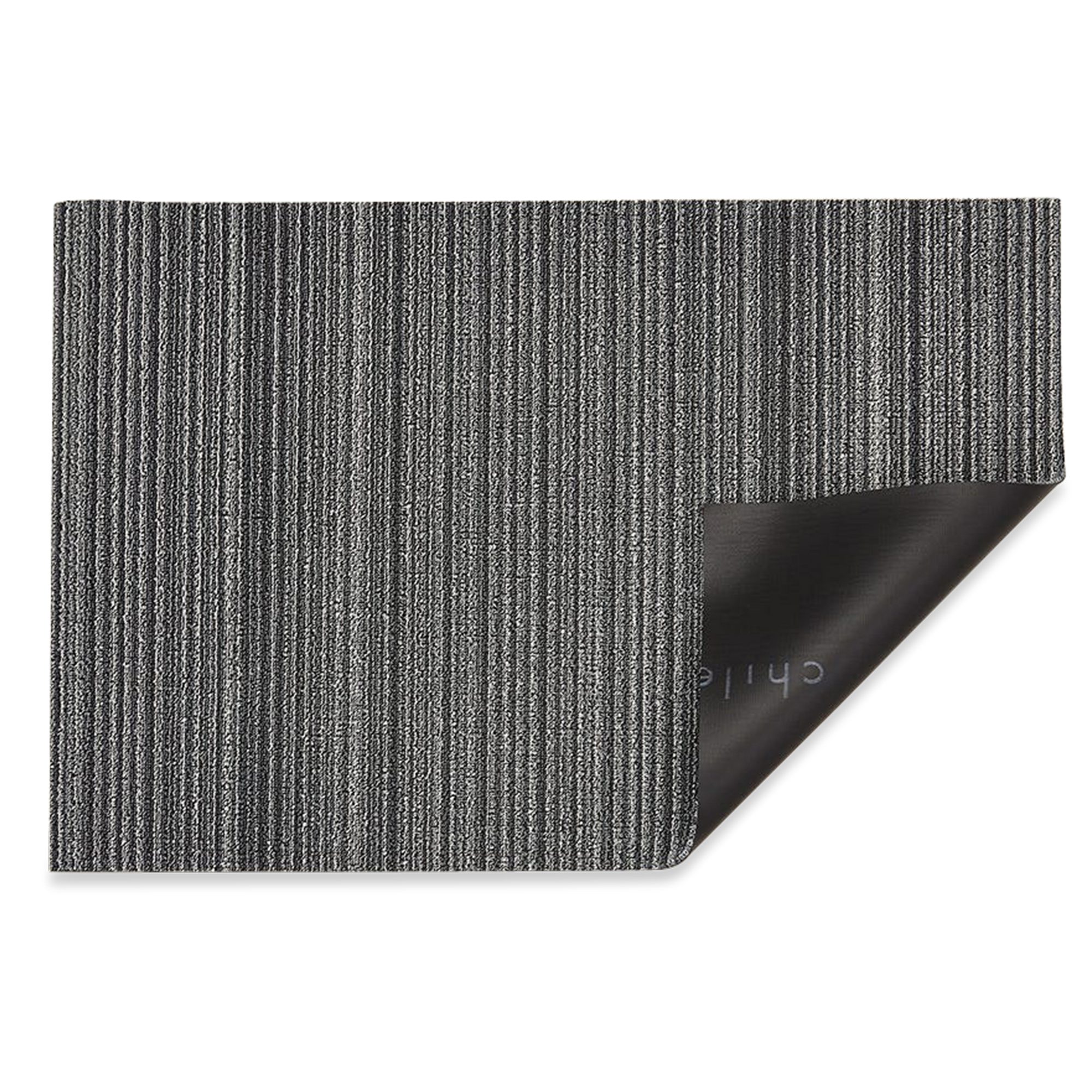 Hardworking, beautiful and functional, Chilewich shag mats are ideal for use in kitchens, bathrooms, mudrooms, outdoor terraces, patios, pool areas and entryways.
