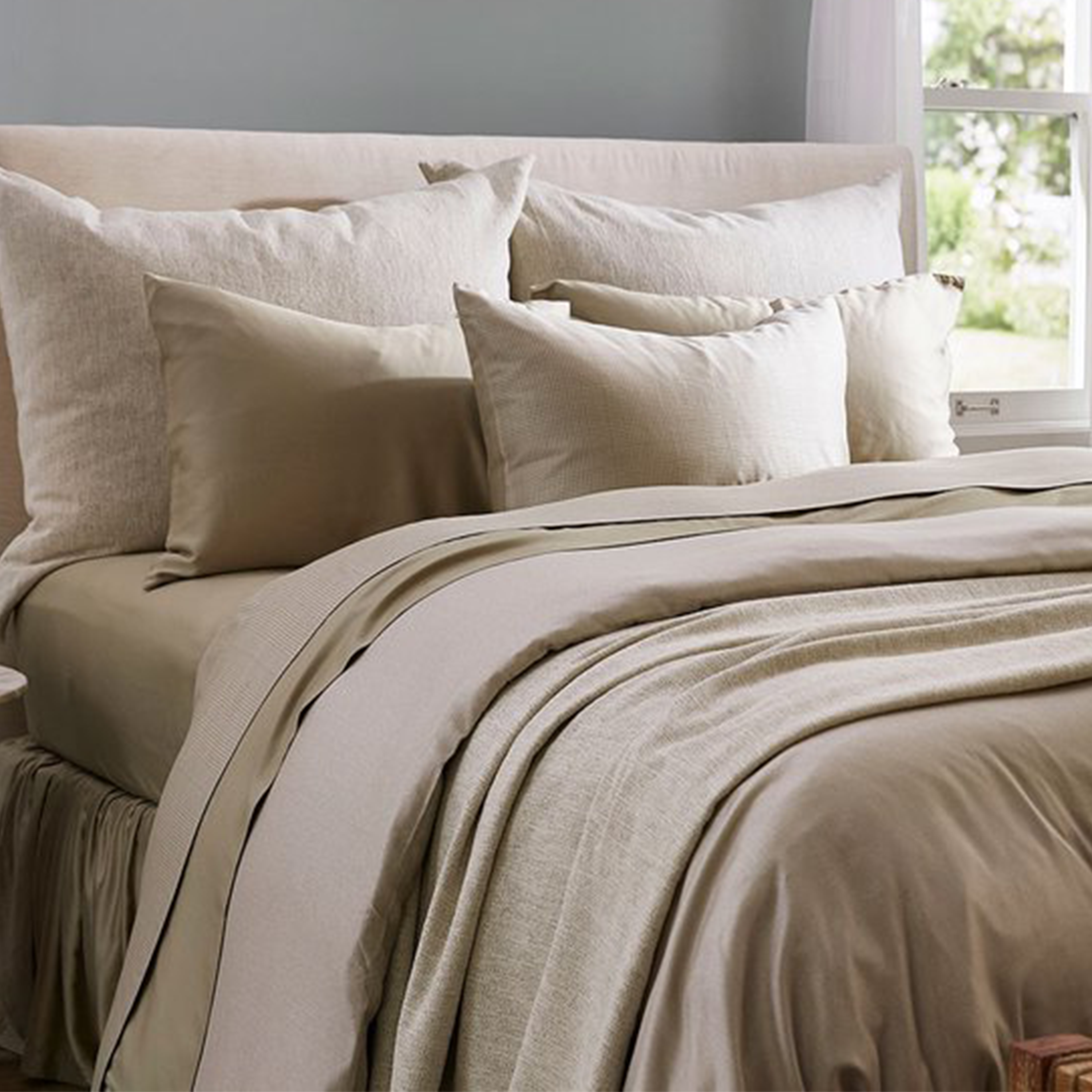 The Rimini Collection is woven in Italy and showcases a sumptuous, yarn-dyed jacquard.